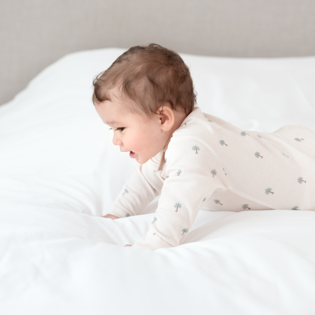 Ribbed Bamboo Sleepsuit in Date Palm print