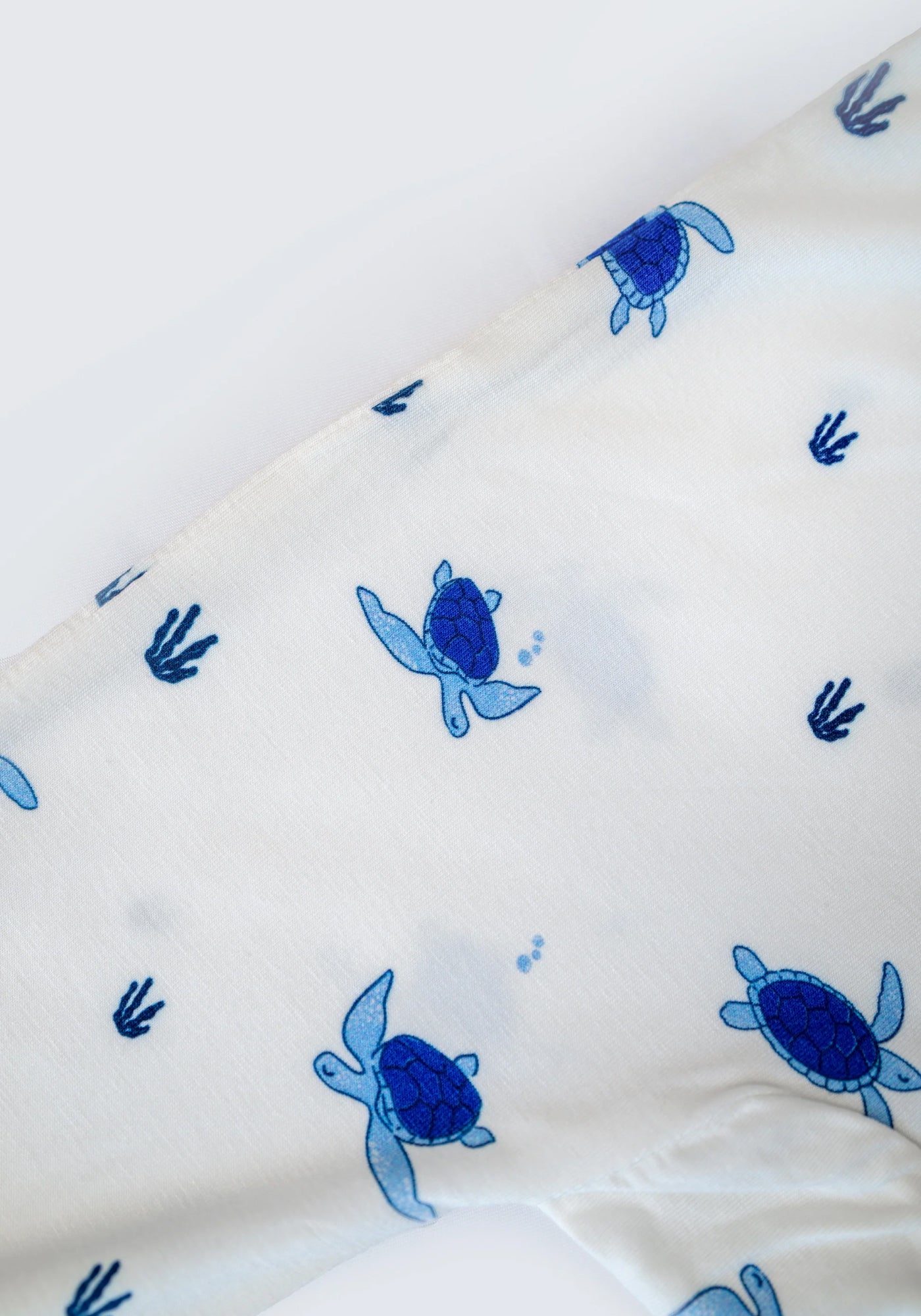 Baby Sleepsuit in Turtles 6-12 Months