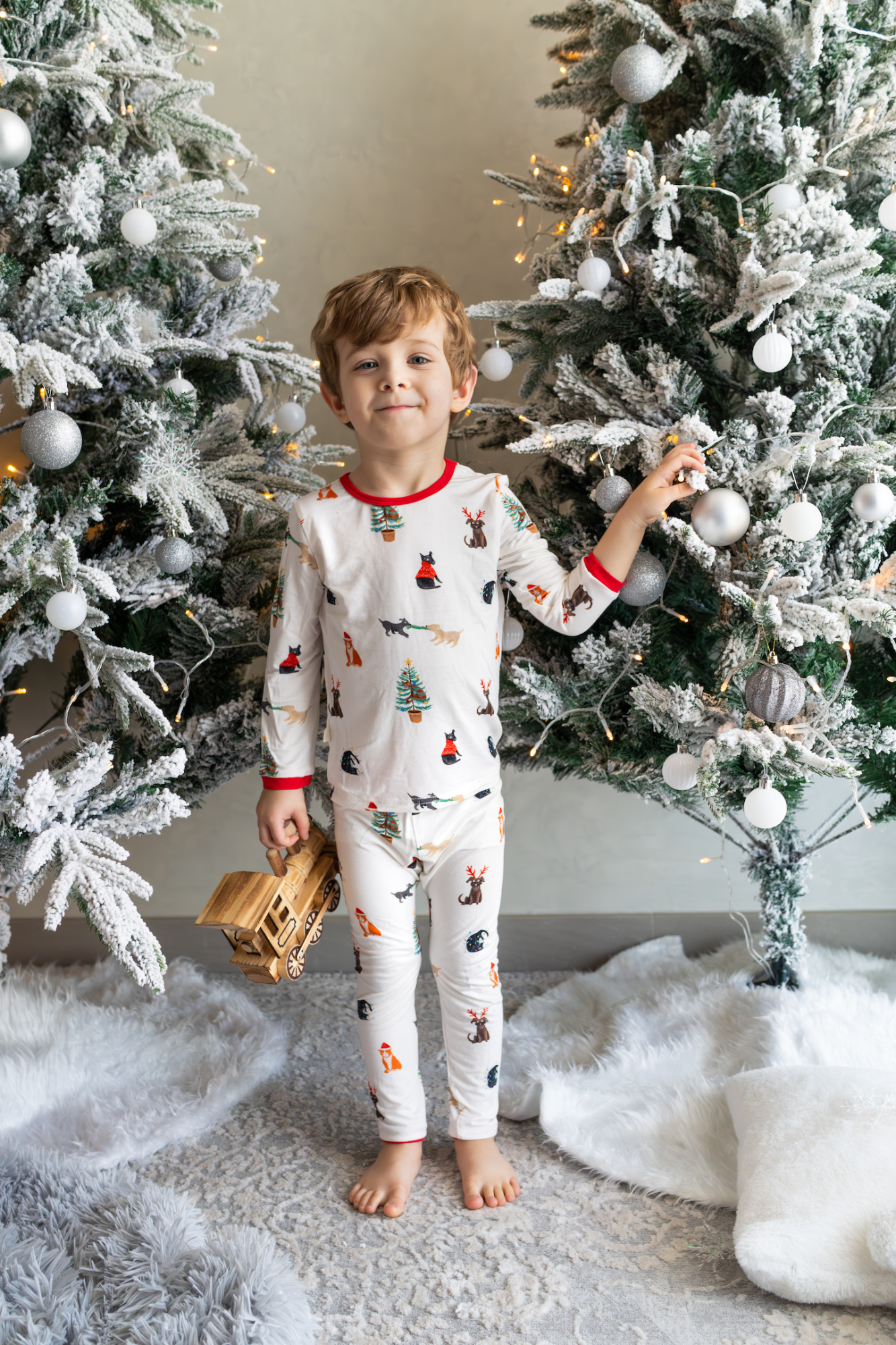 Bamboo Pajamas in Santa Paws 3T Months
