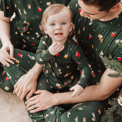 Zippered Sleepsuit in Night Before X-Mas